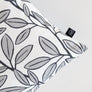 COJÍN LEAVES GRIS 45X45 MAISON DECOR
