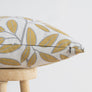 COJÍN LEAVES MOSTAZA 45X45 MAISON DECOR