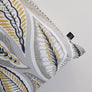 COJÍN EXOTIC MOSTAZA 45X45 MAISON DECOR