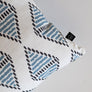 COJÍN RHOMBUS AZUL 45X45 MAISON DECOR