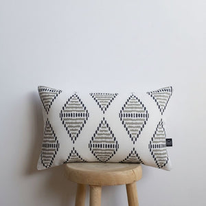 COJÍN RHOMBUS LINO 30X45 MAISON DECOR