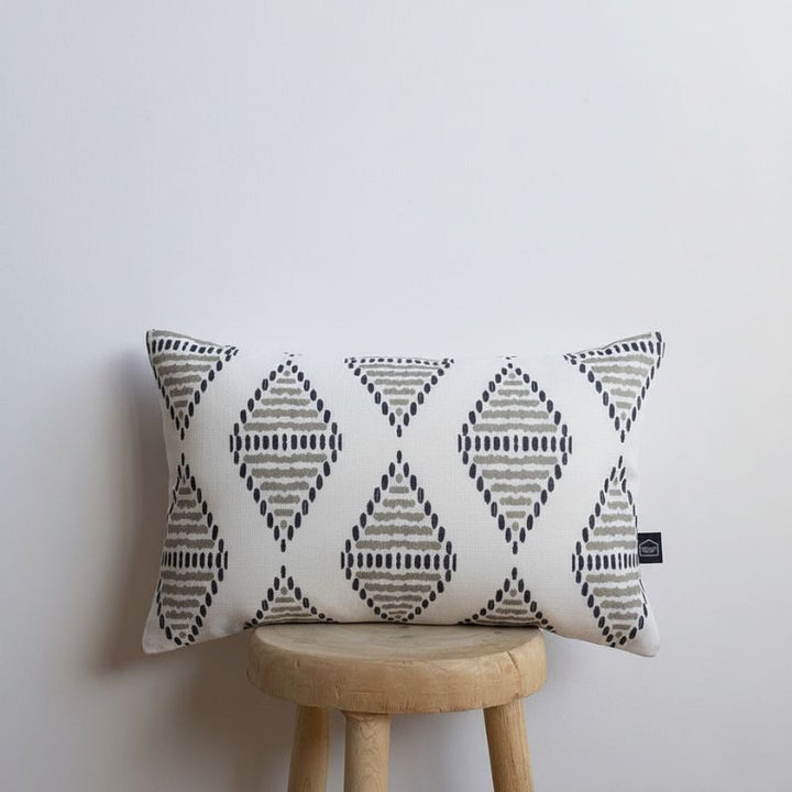 COJÍN RHOMBUS LINO 30X45 MAISON DECOR