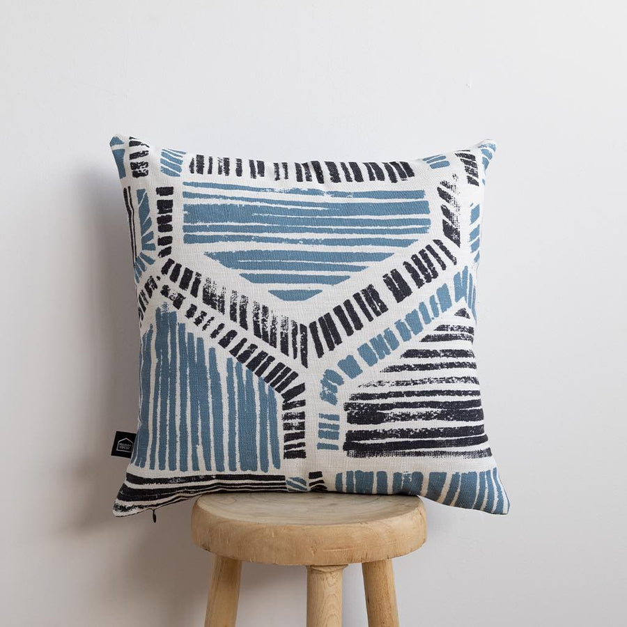 COJÍN CONTRAST AZUL 45X45 MAISON DECOR