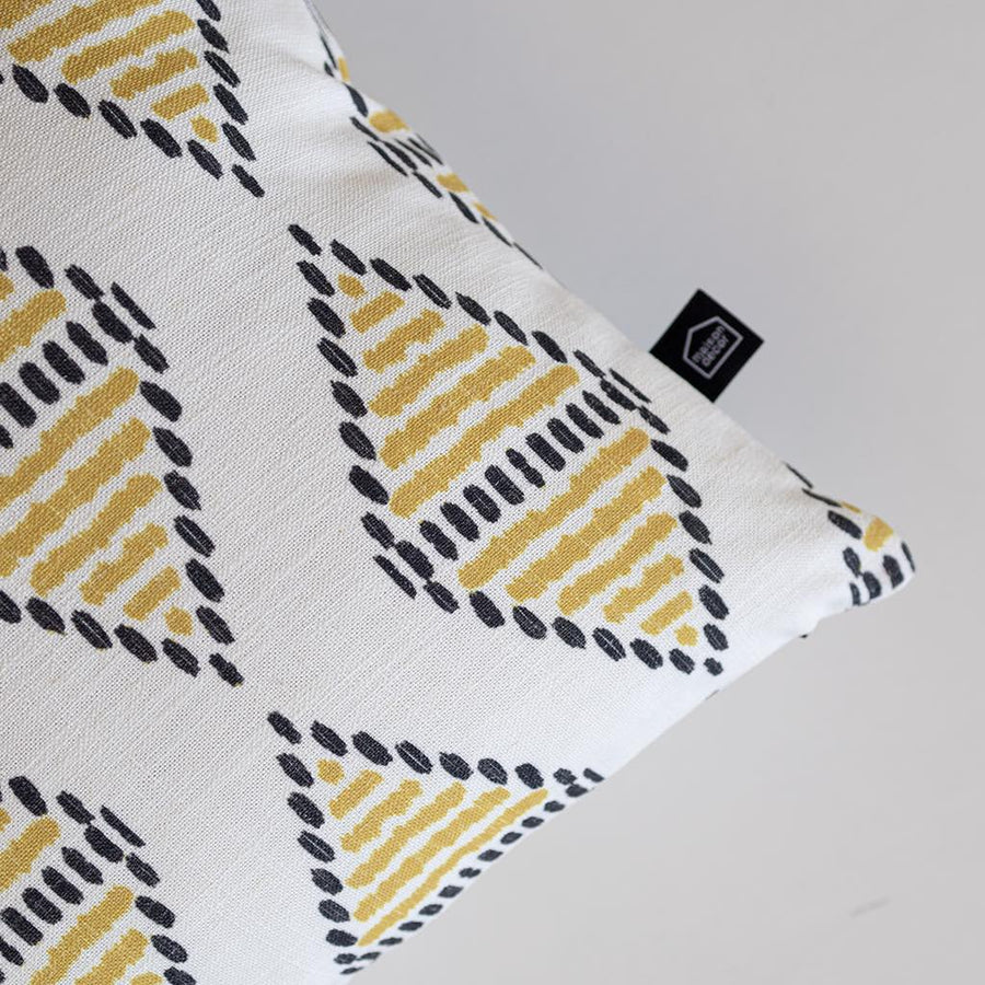 COJÍN RHOMBUS MOSTAZA 45X45 MAISON DECOR